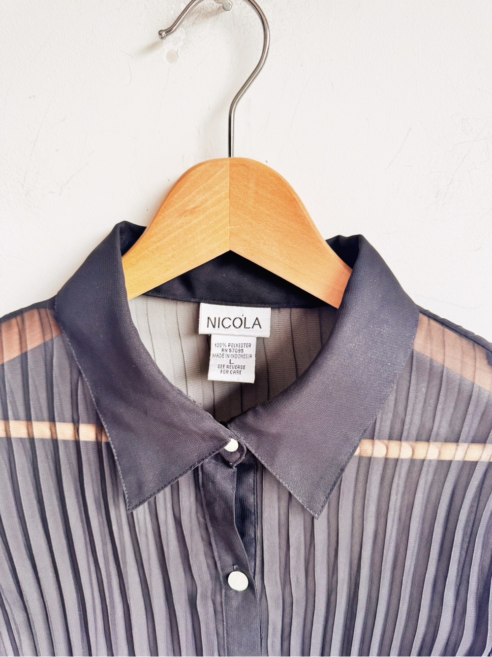 Vintage Nicola Sheer Black Accordion Pleat Blouse Button Down Goth Romantic L - Picture 5 of 6